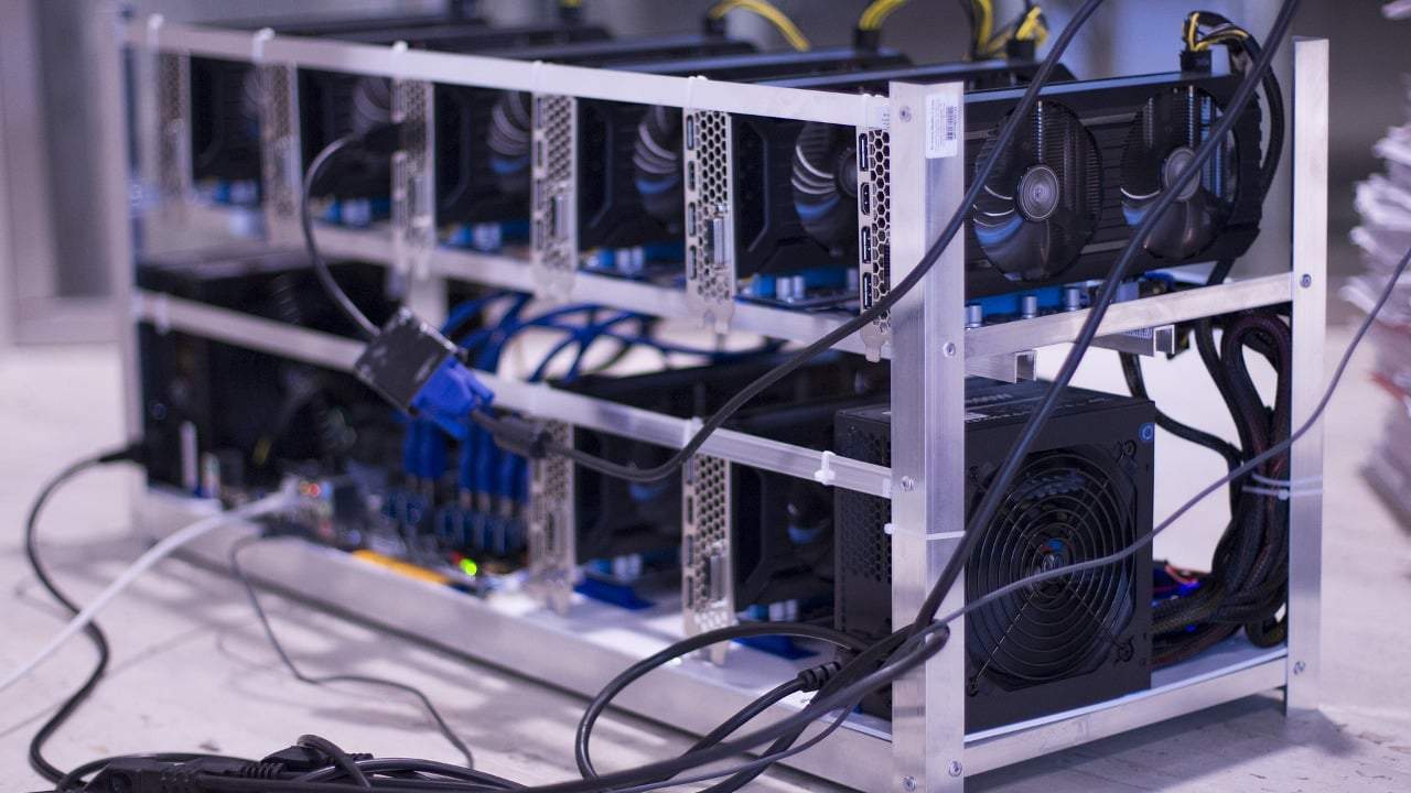 Cryptocurrency Mining Machines: How They Work and the Best Options